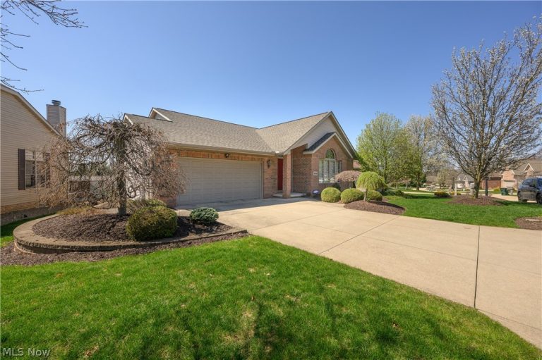 900 Cordova Drive, Barberton, OH - Photo 3