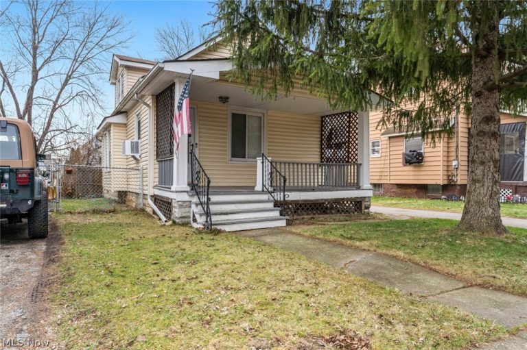 3753 139th Street, Cleveland, OH - Photo 2