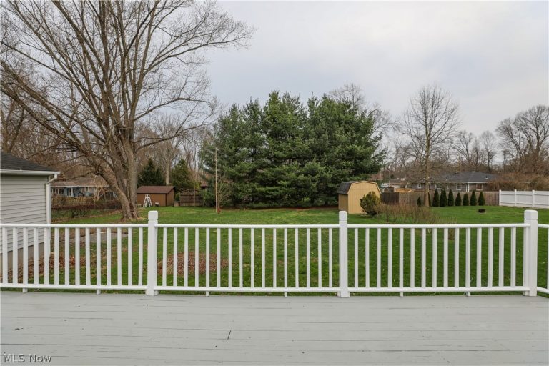 726 Artesian Avenue, Newton Falls, OH - Photo 4