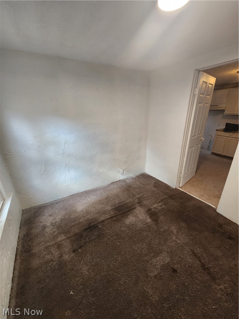 513 Rothrock Avenue, Akron, OH - Photo 8