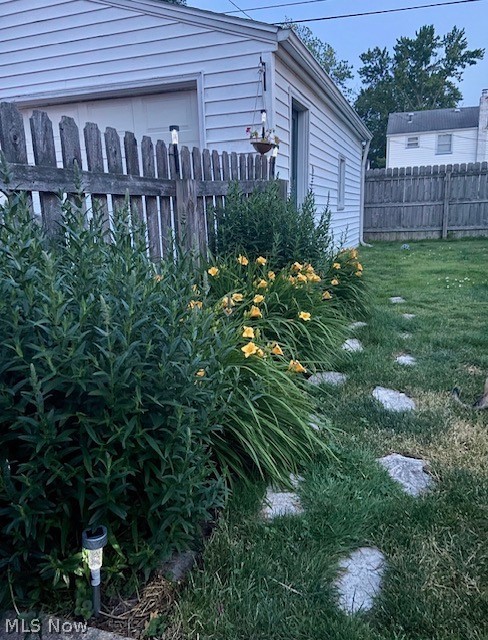 119 Cornell Avenue, Elyria, OH - Photo 6