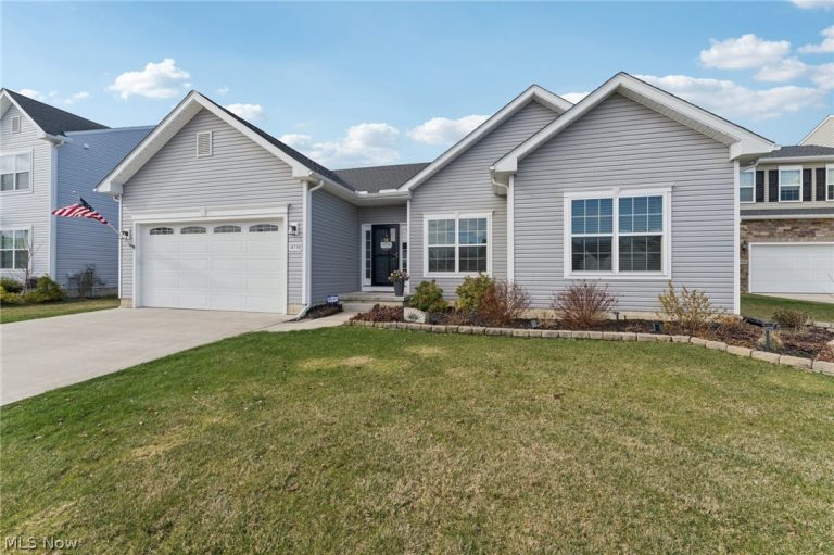 4330 Weathervane Drive, Lorain, OH - Photo 3