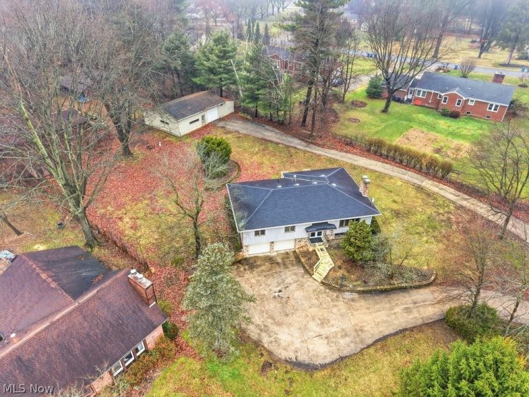 1464 Blair Drive, Akron, OH - Photo 8