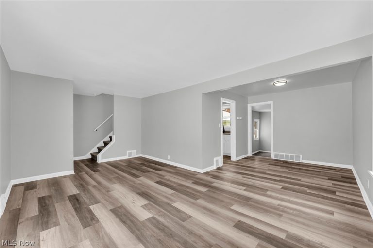 16210 Judson Drive, Cleveland, OH - Photo 8