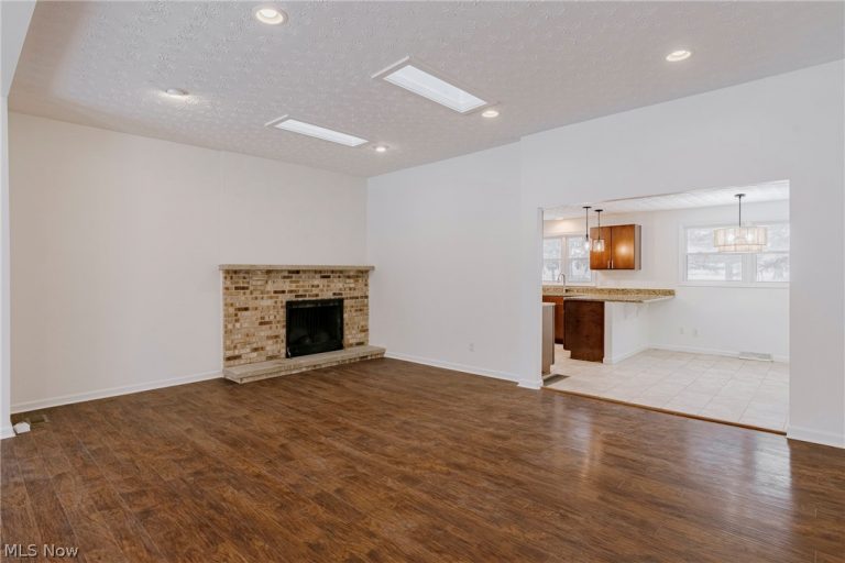4290 Brainard Road, Orange, OH - Photo 6