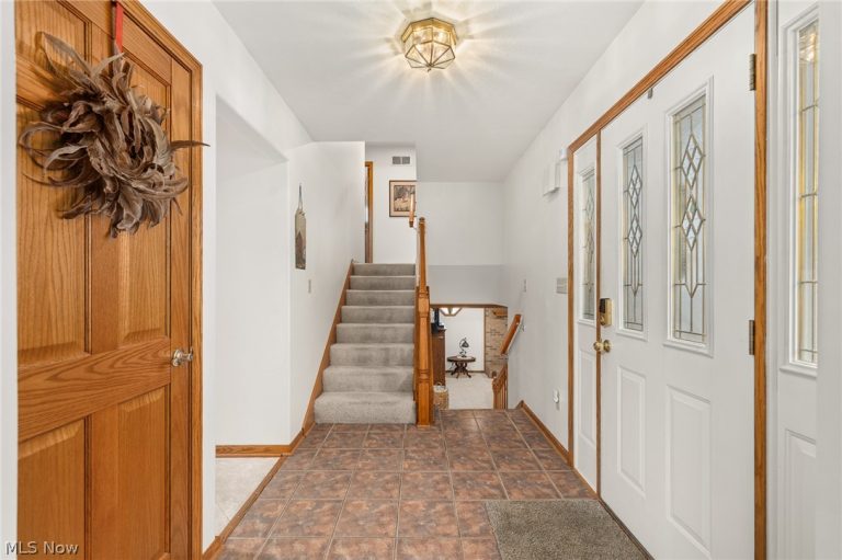 843 Wildwood Drive, Willard, OH - Photo 3