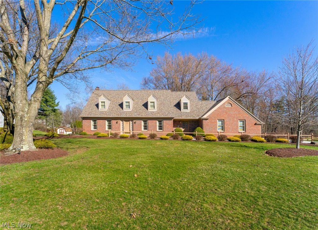 3600 Fawn Drive, Canfield, OH