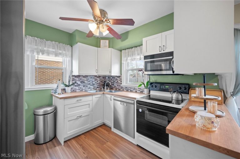 2967 Cleveland Boulevard, Lorain, OH - Photo 5