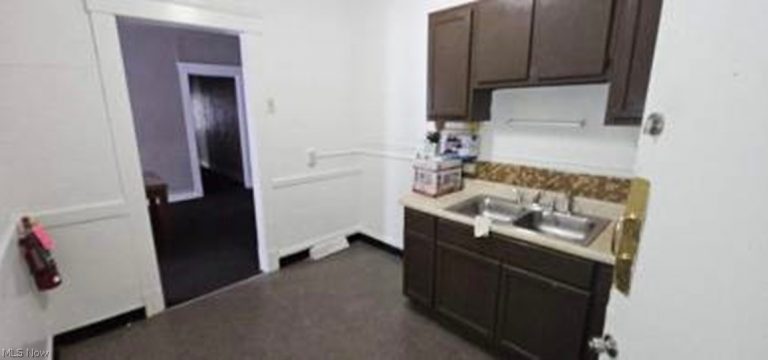 1319 66th Street, Cleveland, OH - Photo 6