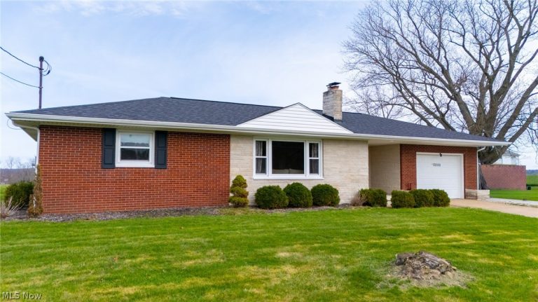 70331 Provident-Fairpoint Road, St Clairsville, OH - Photo 2
