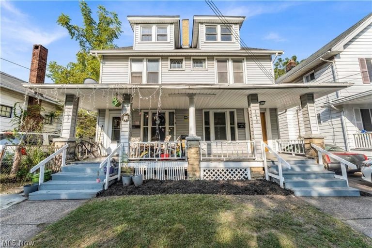 1446 Hopkins Avenue, Lakewood, OH, 44107