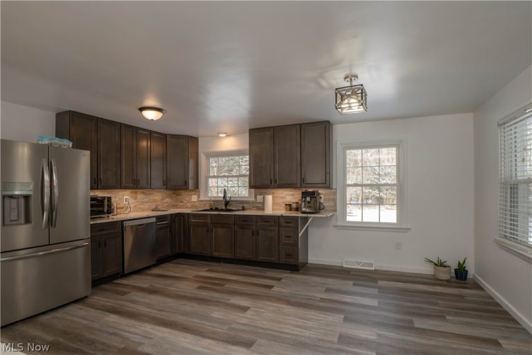 240 Winkler Drive, Wooster, OH - Photo 5