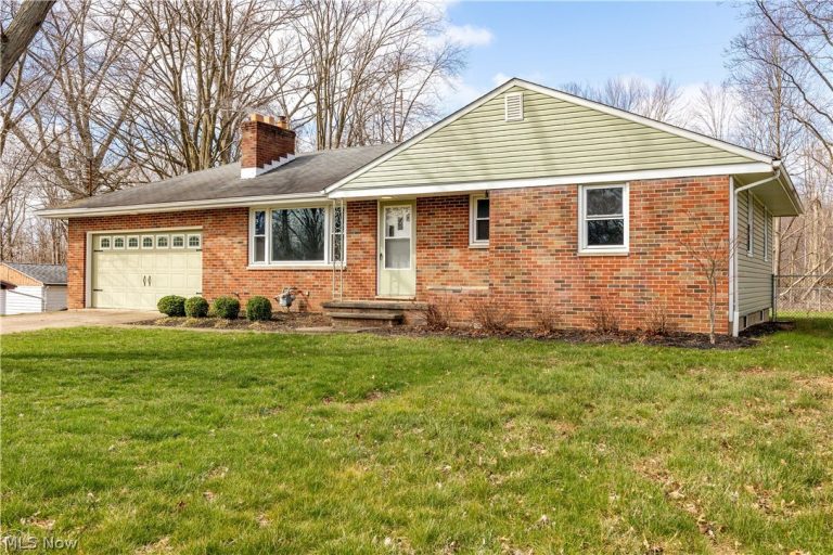 239 Habant Drive, Amherst, OH, 44001