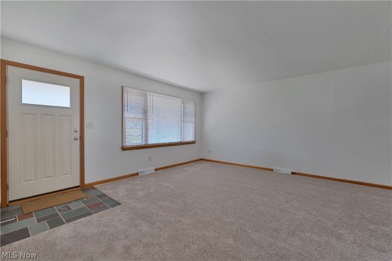 4576 Alderwood Drive, Canfield, OH - Photo 4