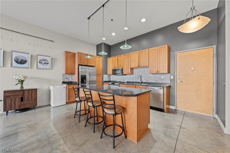 1951 26th Street #215, Cleveland, OH - Photo 6