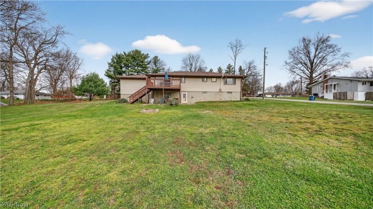 1952 Caroline Avenue, Norton, OH - Photo 3