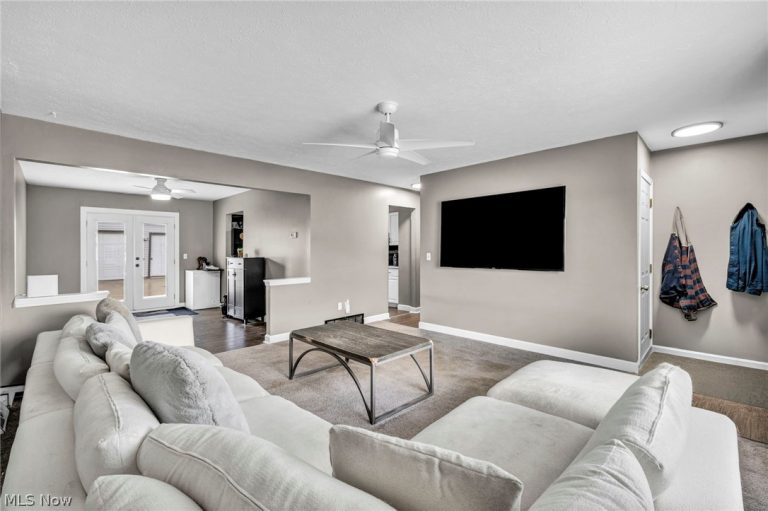 871 Marcie Drive, Cleveland, OH - Photo 5