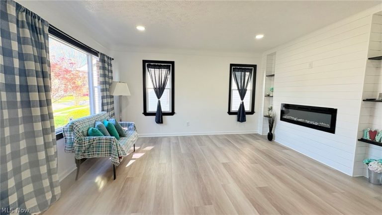 3321 Ralph Avenue, Cleveland, OH - Photo 3