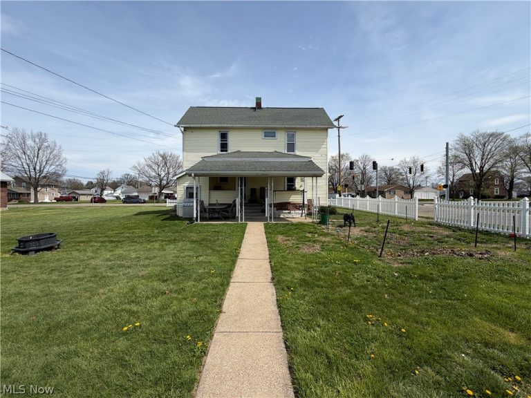 103 Shafer Avenue, Dover, OH - Photo 6