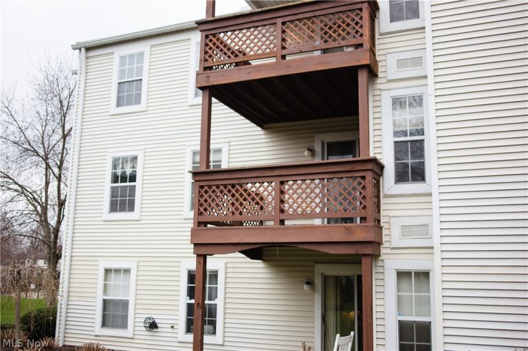 1304 Cedarwood Drive #A2, Westlake, OH - Photo 3