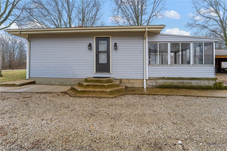944 McDonald Avenue, McDonald, OH - Photo 4