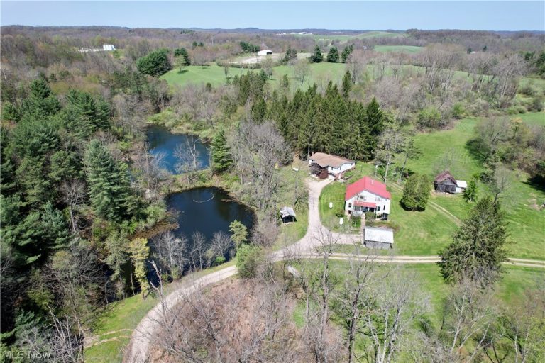 4101 Peace Road, Carrollton, OH, 44615