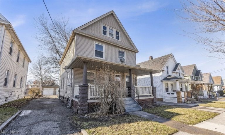 3998 54th Street #1/DN, Newburgh Heights, OH - Photo 2