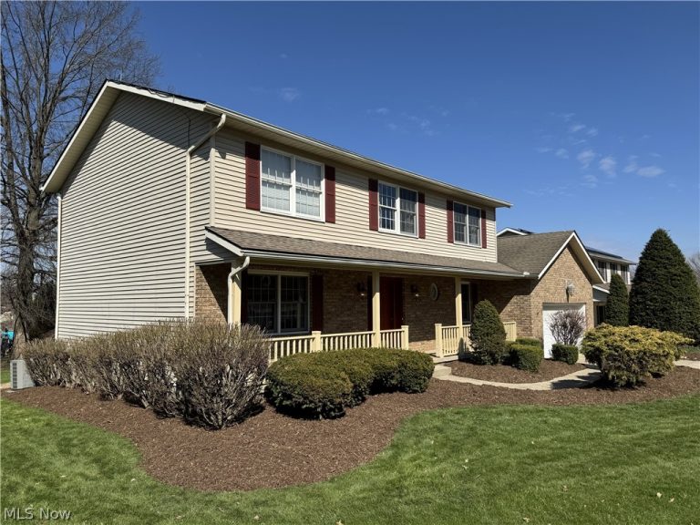 733 Austin Drive, Barberton, OH - Photo 2