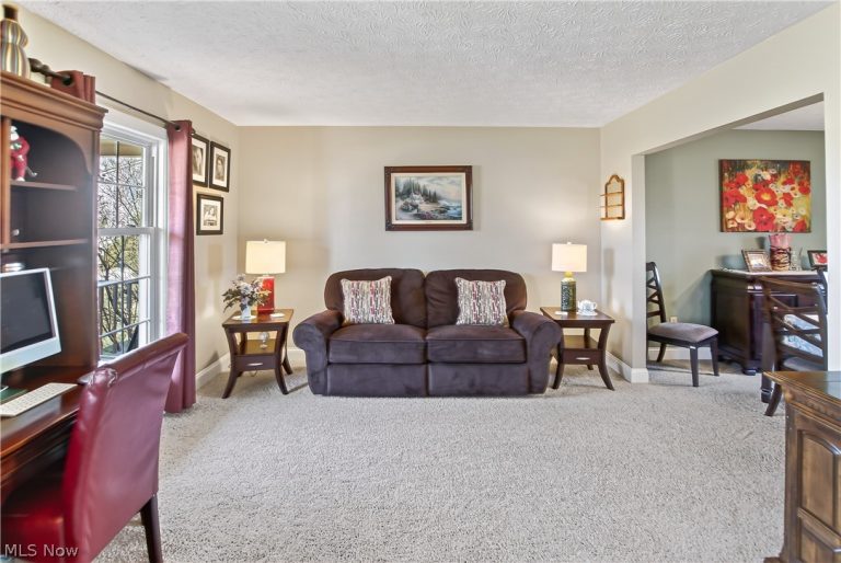 127 Cumberland Court, Elyria, OH - Photo 8