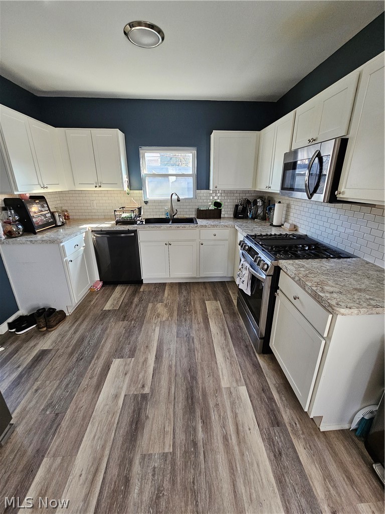 671 Moreley Avenue, Akron, OH - Photo 2