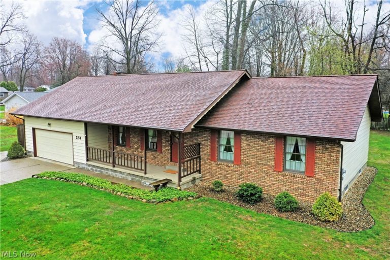 284 Wae Trail, Cortland, OH - Photo 4
