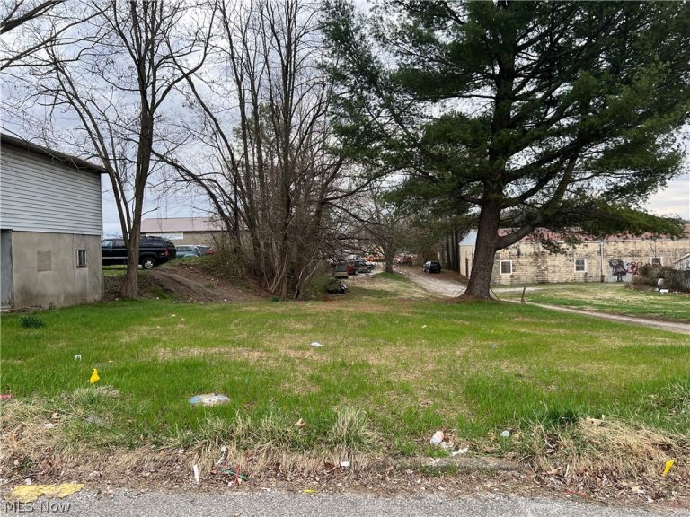 610 Stephenson Avenue, Parkersburg, WV, 26101