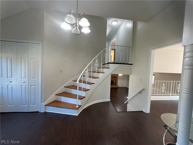 25615 Hidden Acres Drive, Westlake, OH - Photo 3