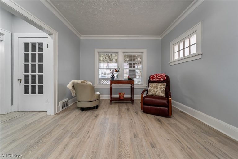 3407 Cedarbrook Road, Cleveland Heights, OH - Photo 8