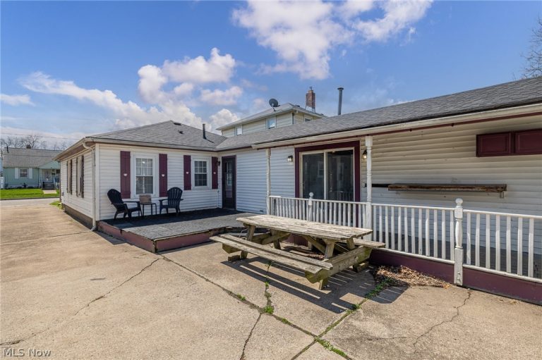 1020 19th Street, Lorain, OH - Photo 5