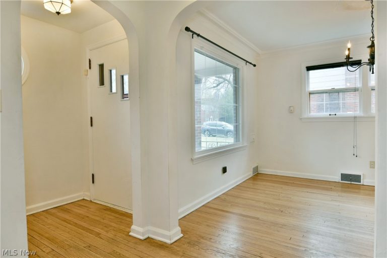 94 Jennette Drive, Youngstown, OH - Photo 5