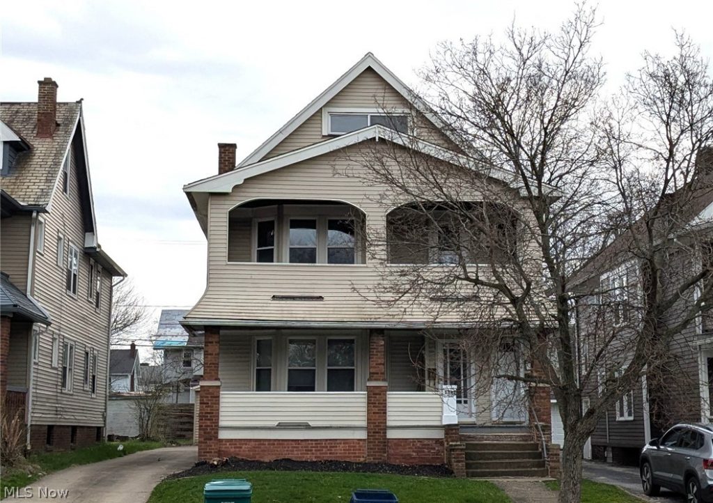 3342 Desota Avenue #1, Cleveland Heights, OH