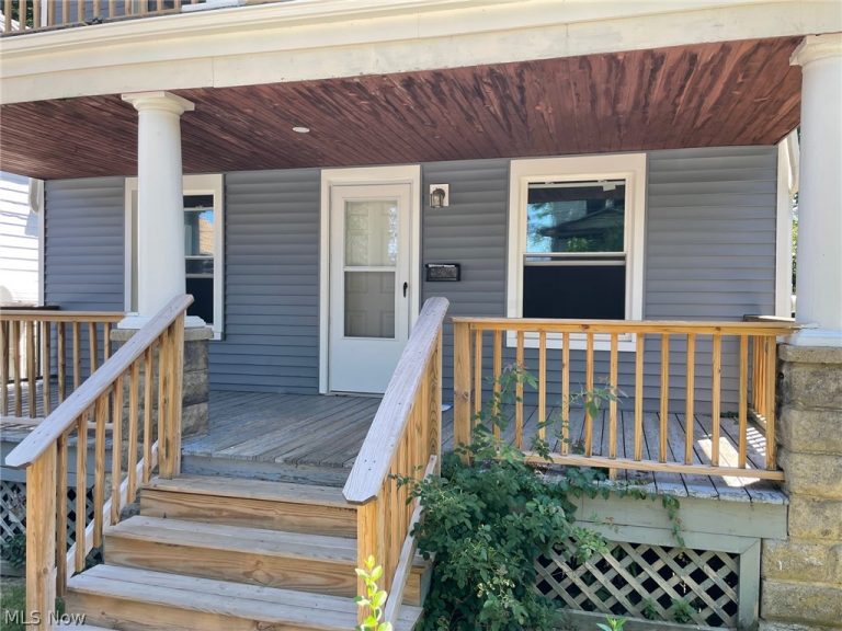 3069 105th Street, Cleveland, OH - Photo 2