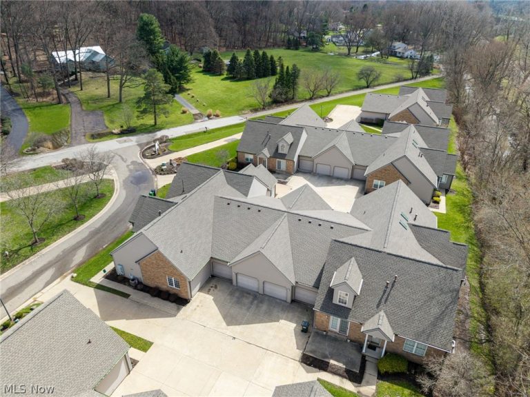 1551 Cambridge Avenue, North Canton, OH - Photo 4