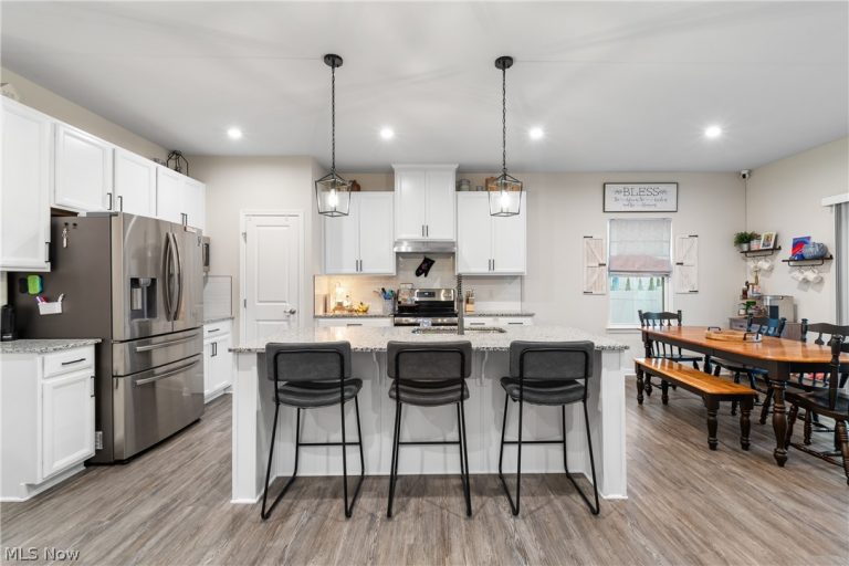 2277 Orchard Circle, Ravenna, OH - Photo 5