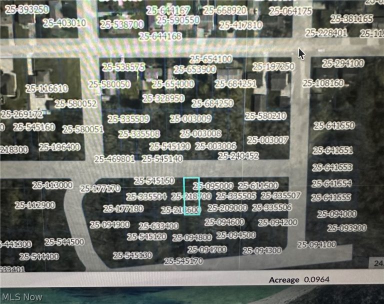 Brecknock, Niles, OH, 44446