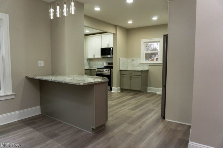 3970 Monticello Boulevard, Cleveland Heights, OH - Photo 6