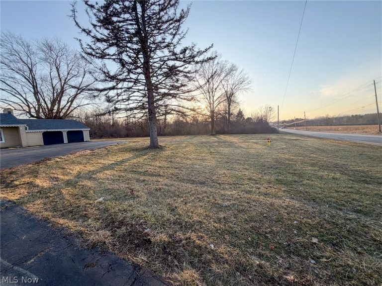 4055 Center Road, Poland, OH - Photo 3