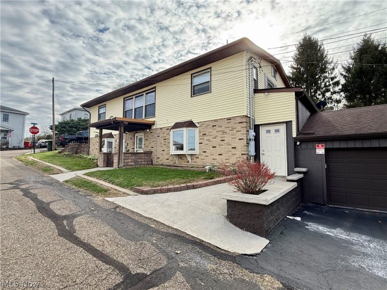10 Ohio Street, Dellroy, OH - Photo 2