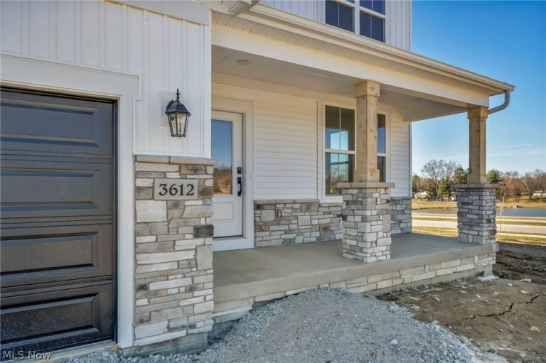 3612 Great Windsor Lane, Green, OH - Photo 3