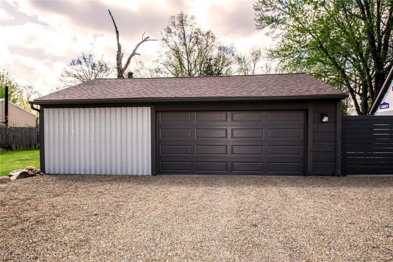 3901 Dale Avenue, Lorain, OH - Photo 8