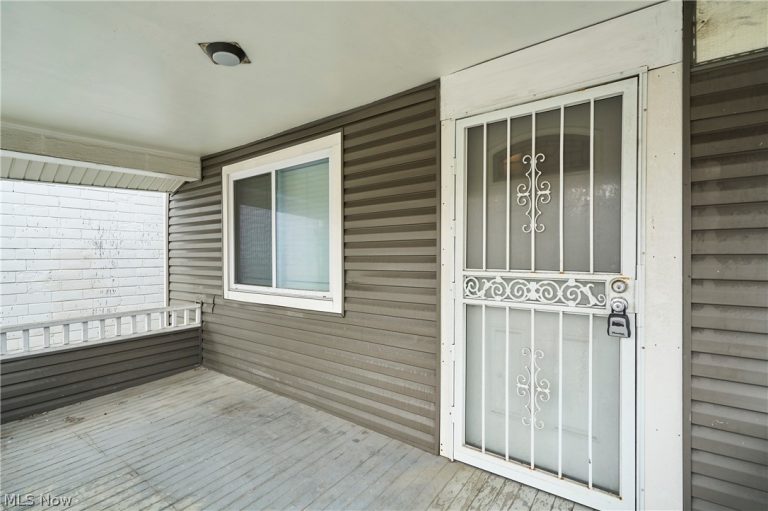 885 Brown Street, Akron, OH - Photo 6