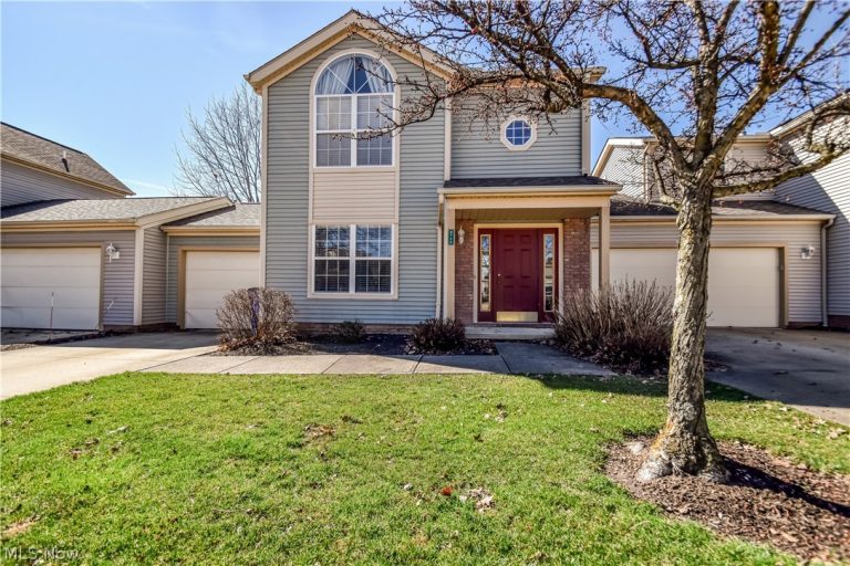 8712 Elmdale Trce, Macedonia, OH, 44056