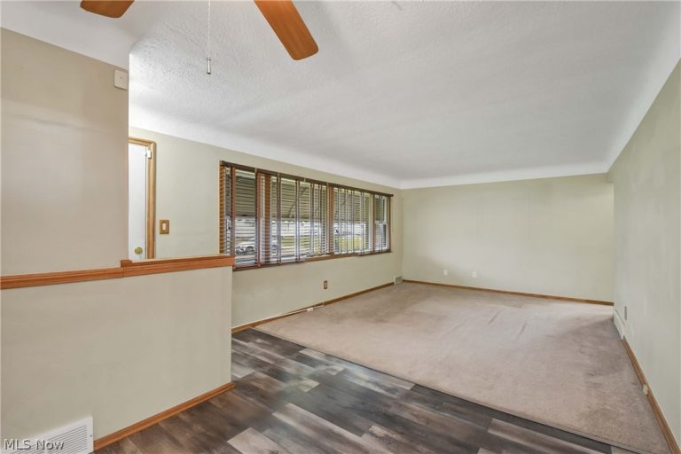 1604 Empire Road, Wickliffe, OH - Photo 8
