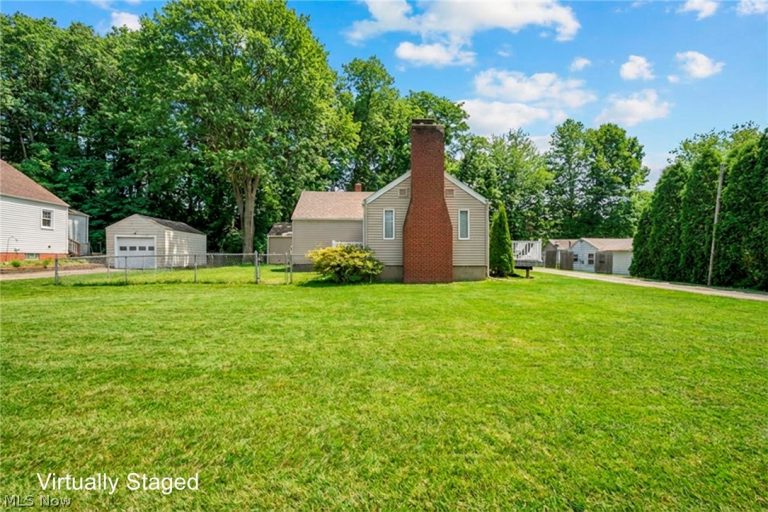 3510 Westview Avenue, Canton, OH - Photo 2